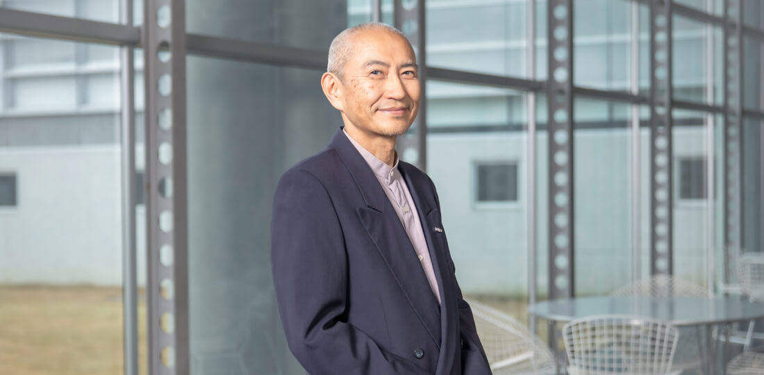 長岡造形大学 学長 平山 育男